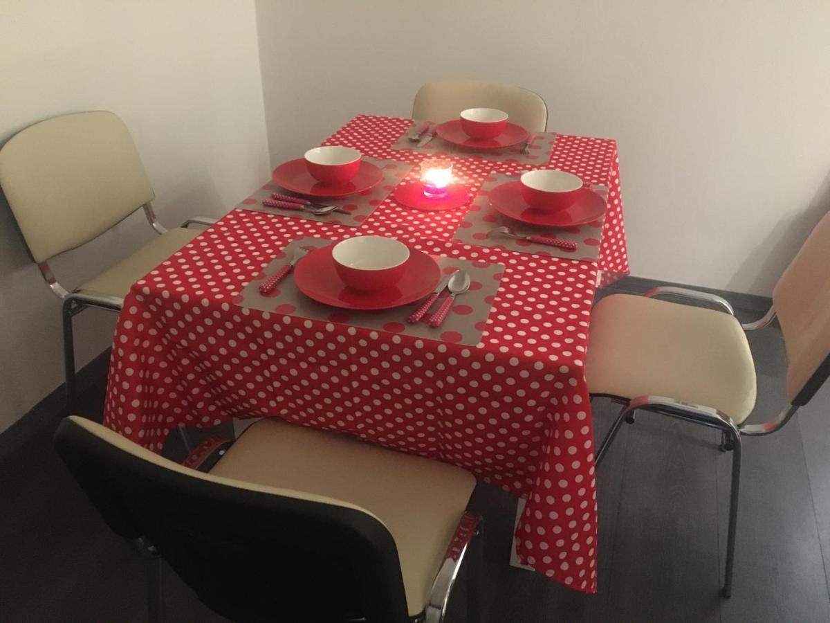 Buckingham Palace Apartman, Debrecen Dış mekan fotoğraf