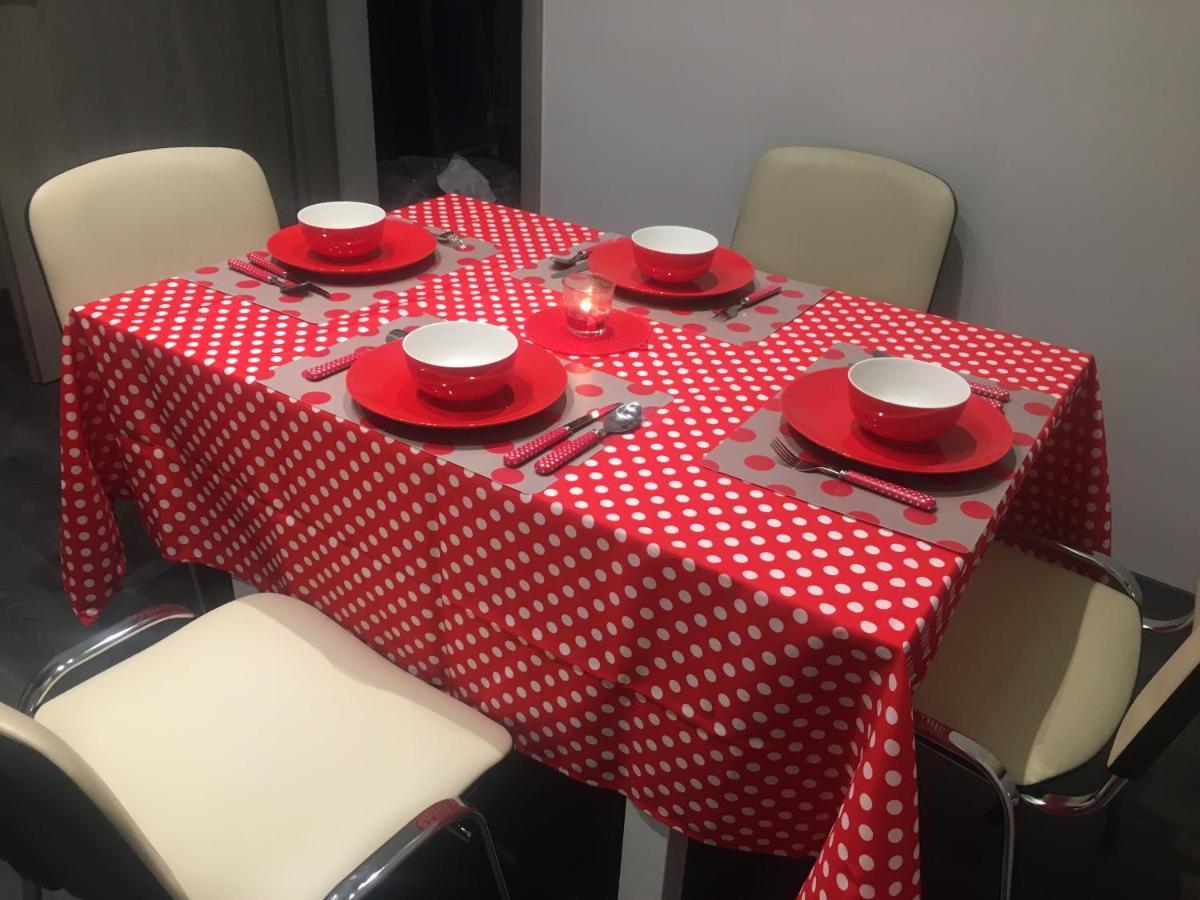 Buckingham Palace Apartman, Debrecen Dış mekan fotoğraf