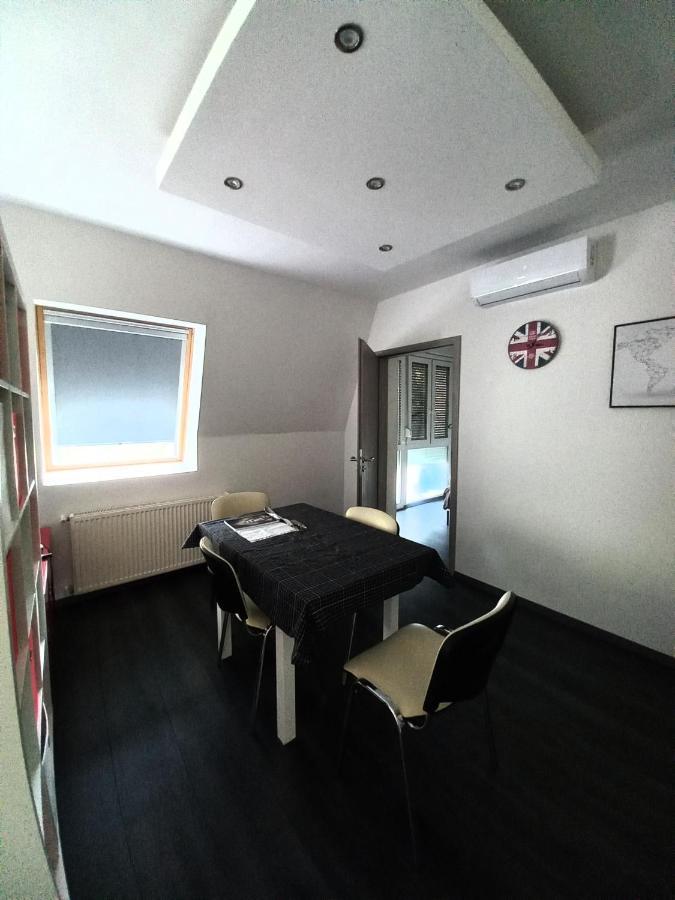 Buckingham Palace Apartman, Debrecen Dış mekan fotoğraf